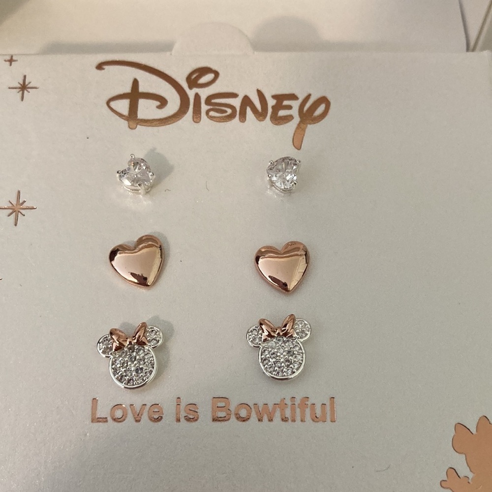 Disney Love Is Bowtiful Earrings